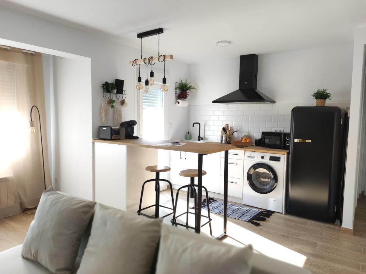 Apartamentos La Casa Del Maestro Alhama de Aragón Buitenkant foto